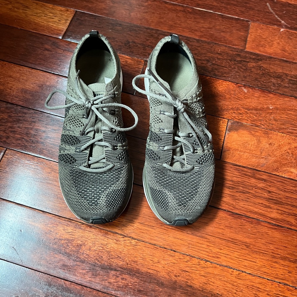 Camo (green/black) Nike fly knit trainers